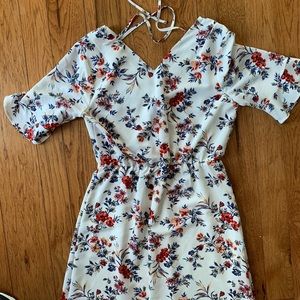 short sleeve v-neck wrap floral dress